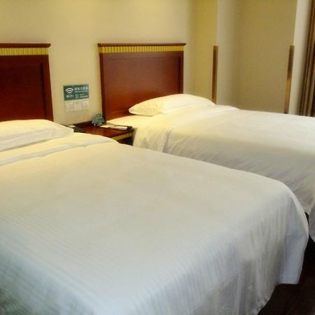 Greentree Inn Jiujiang Railway Station Business Hotel Exterior photo