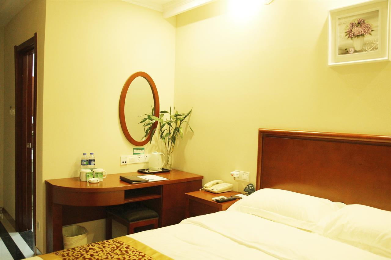 Greentree Inn Jiujiang Railway Station Business Hotel Exterior photo